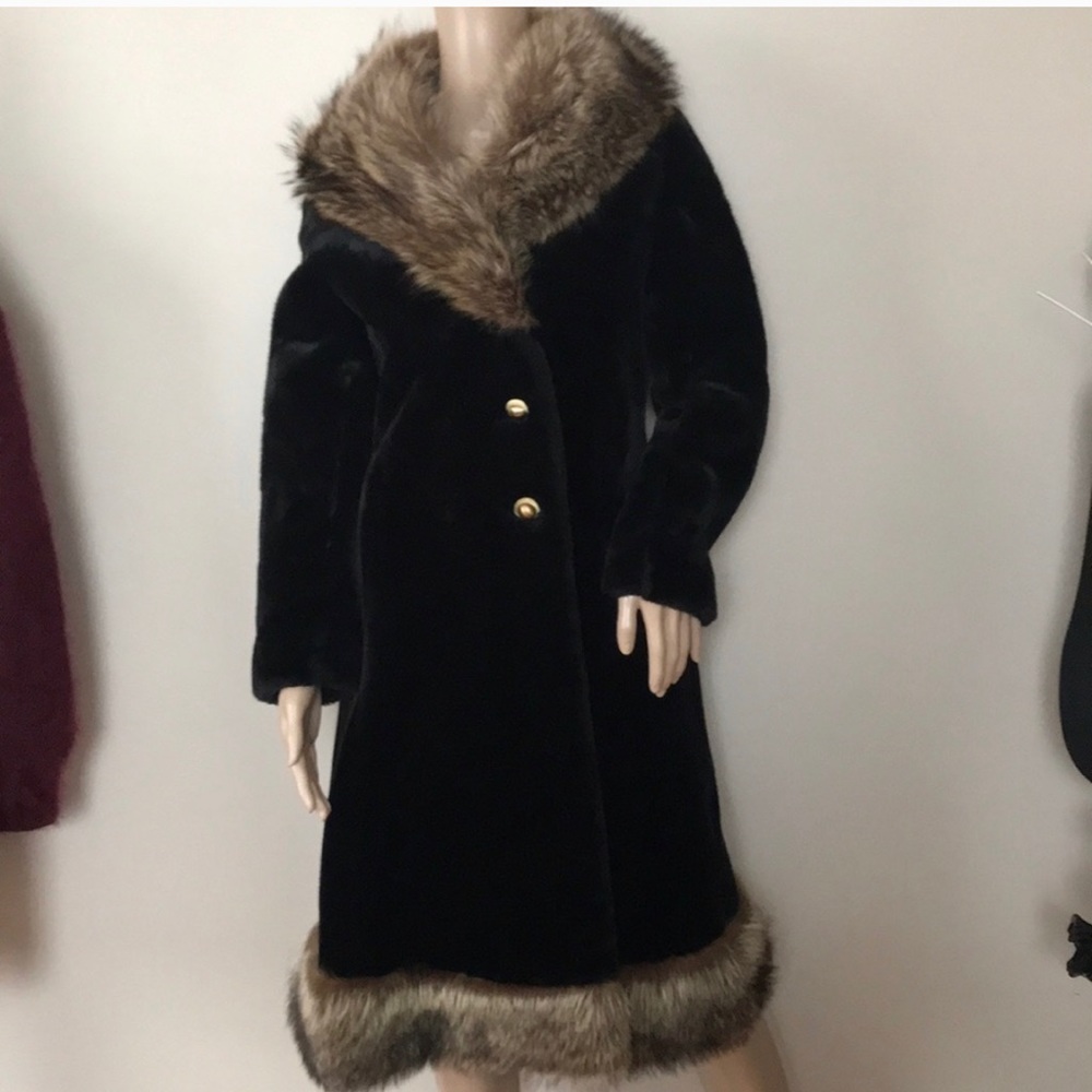 Gorgeous Harris Furs vintage coat